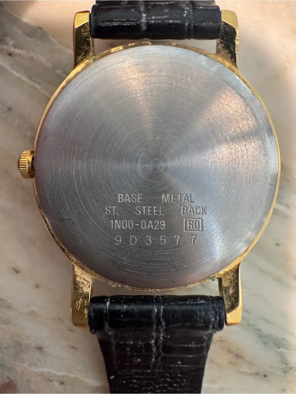 Vintage Seiko Quartz Gold Tone Watch Black Speidel Band
